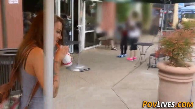 Худенькая шатенка с небольшими дойками согласилась на жесткий трах за бабки